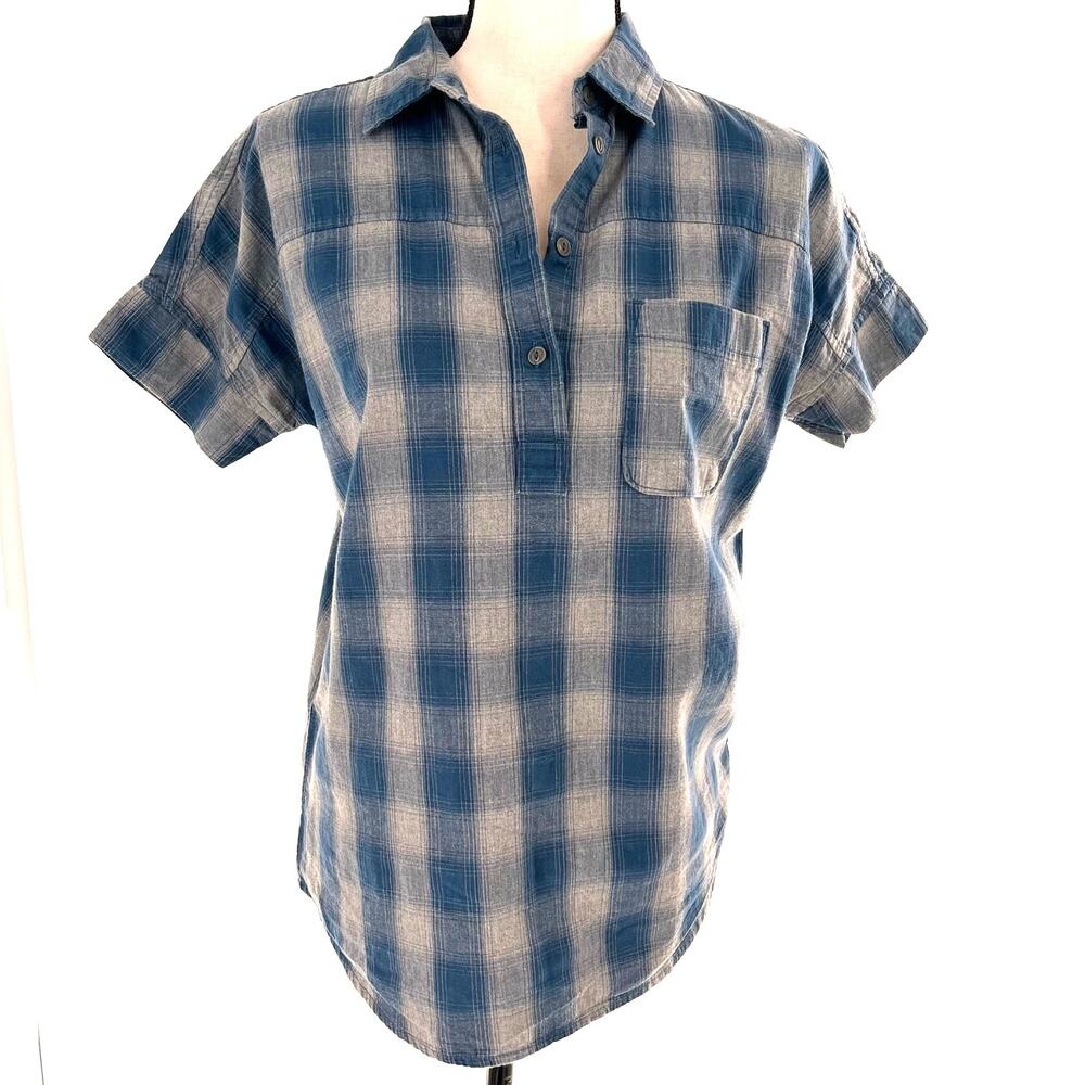 Women's The North Face Medium Tanami blue gray plaid collared top